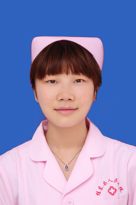 邓欢桃  护士